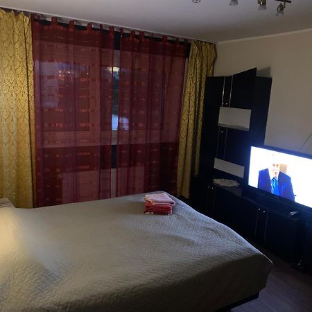 K76 - Very Nice 2-Bedrooms Apartment -2 Big Beds-1 Single Bed 塔尔图 外观 照片