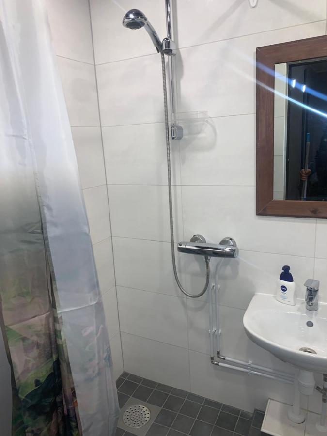 K76 - Very Nice 2-Bedrooms Apartment -2 Big Beds-1 Single Bed 塔尔图 外观 照片